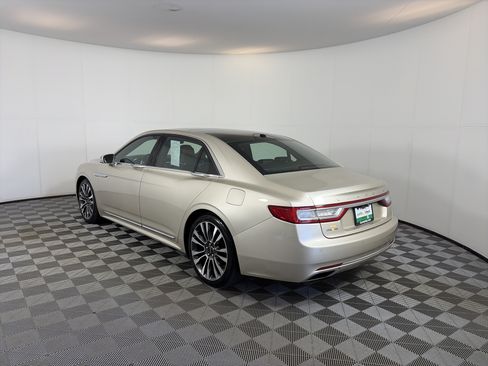 Used 2017 Lincoln Continental Reserve w/ Climate Package AWD/4WD image 8
