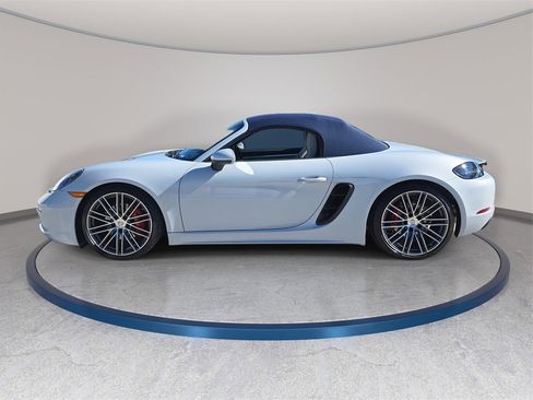 Used 2024 Porsche 718 Boxster S image 9