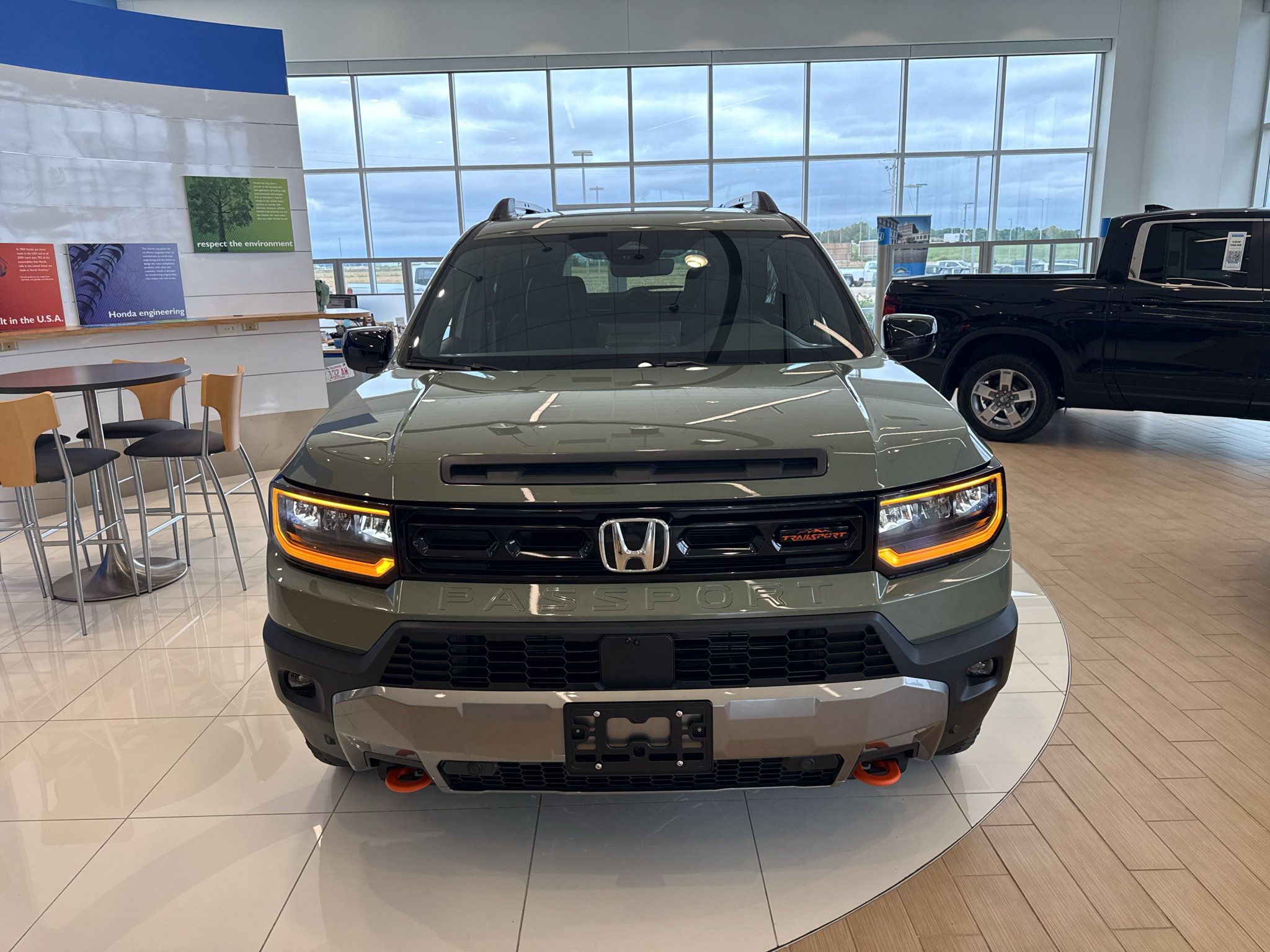 Used 2026 Honda Passport TrailSport Elite image 2