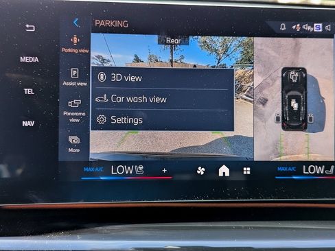 New 2026 BMW X1 xDrive28i w/ Technology Package AWD/4WD image 21