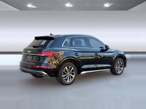 Certified 2023 Audi Q5 2.0T Premium Plus w/ Premium Plus Package image 9