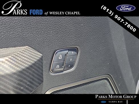 Used 2018 Ford F150 Raptor w/ Equipment Group 802A Luxury AWD/4WD image 17
