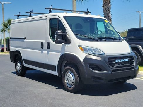 Used 2023 RAM ProMaster 2500 FWD image 1