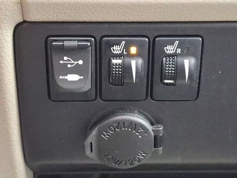 Used 2016 Toyota Sienna XLE AWD/4WD image 19