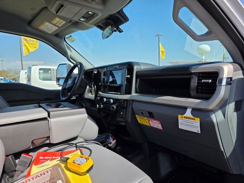 New 2026 Ford F450 XL w/ XL Chrome Package image 31