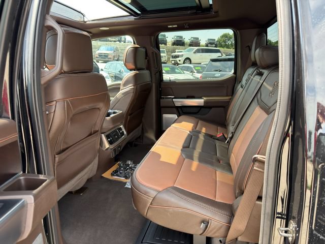 Used 2023 Ford F350 King Ranch AWD/4WD image 17