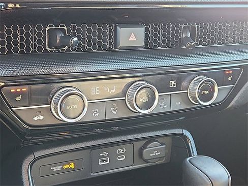 Used 2025 Honda CR-V EX-L image 16