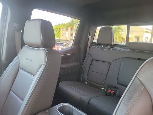 Used 2023 GMC Sierra 1500 Denali AWD/4WD image 26