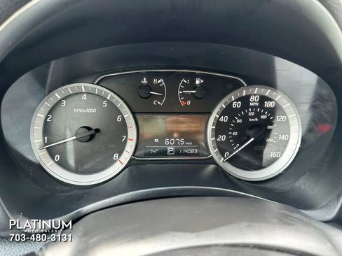 Used 2013 Nissan Sentra SR w/ Driver Pkg FWD image 8
