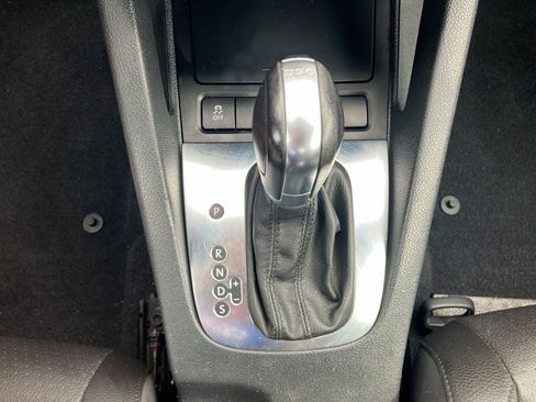 Used 2014 Volkswagen Eos FWD image 20