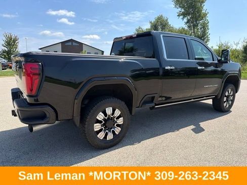 Used 2024 GMC Sierra 3500 Denali w/ Denali Reserve Package AWD/4WD image 4