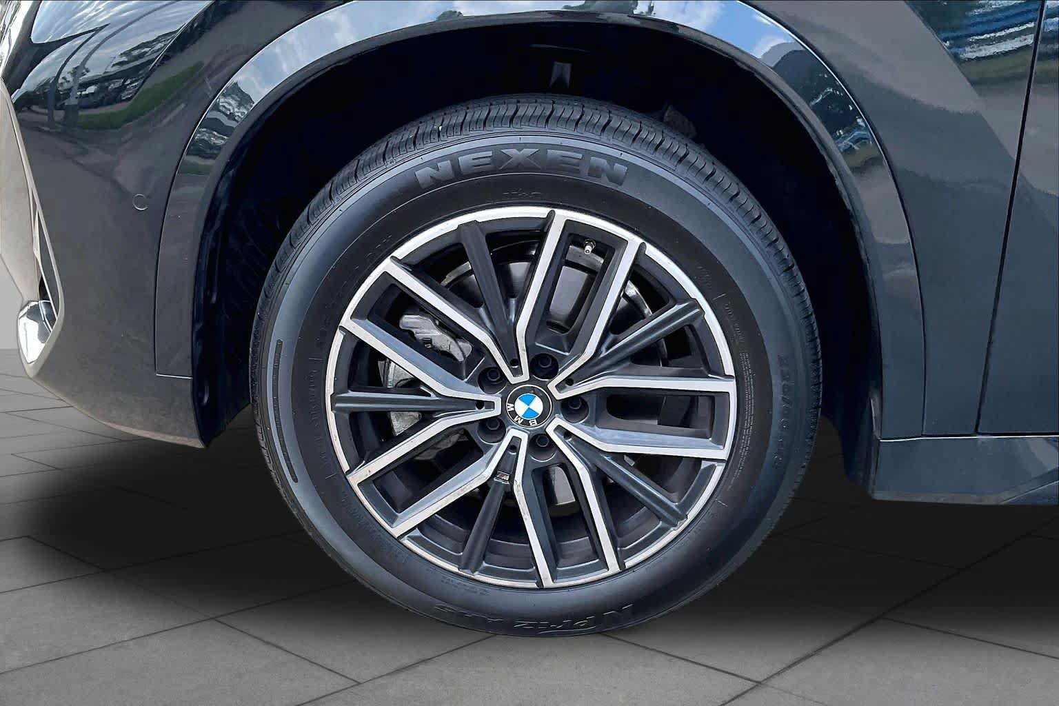 Used 2026 BMW X1 xDrive28i w/ M Sport Package AWD/4WD image 11