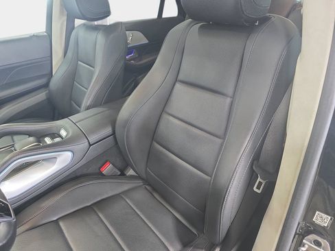 Used 2024 Mercedes-Benz GLS 450 4MATIC image 25
