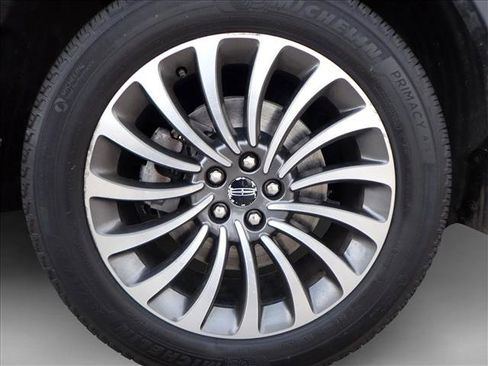 Used 2020 Lincoln Aviator Reserve w/ Elements Package Plus image 7