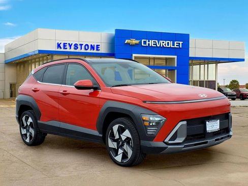 Used 2024 Hyundai Kona Limited AWD/4WD image 1