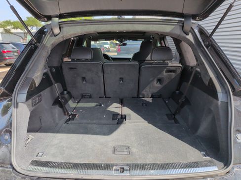 Used 2021 Audi SQ7 Prestige AWD/4WD image 32