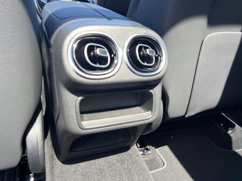 Certified 2026 Mercedes-Benz GLC 300 4MATIC image 21