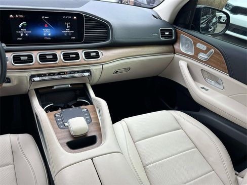 Used 2023 Mercedes-Benz GLE 350 4MATIC image 16