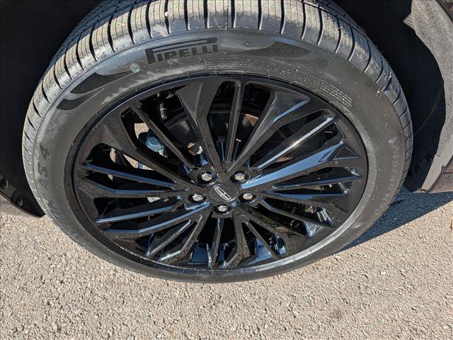 Used 2024 Lincoln Corsair Reserve w/ Equipment Group 202A AWD/4WD image 9