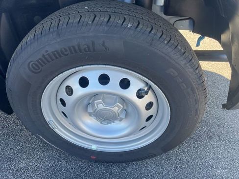 New 2026 Ford Maverick XL image 9