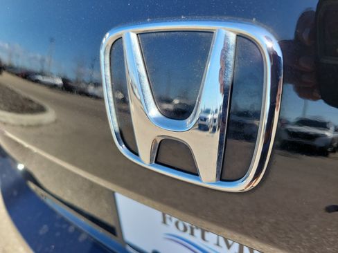 Used 2025 Honda Civic Sport image 11