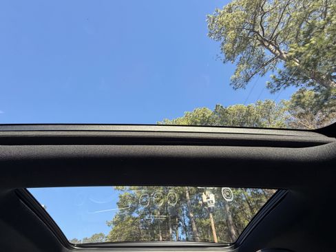 Used 2025 Mercedes-Benz C 36 AMG S image 17