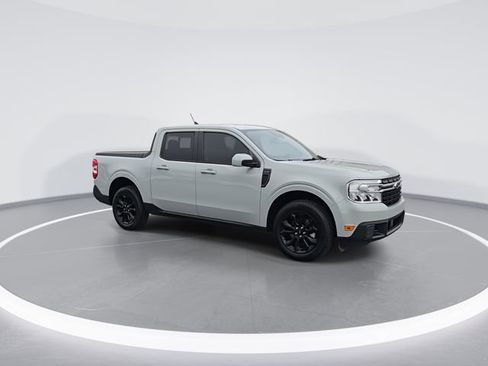 Used 2022 Ford Maverick Lariat w/ Equipment Group 500A Standard image 2