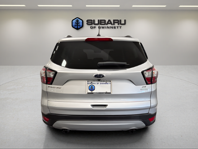 Used 2018 Ford Escape SE FWD image 4