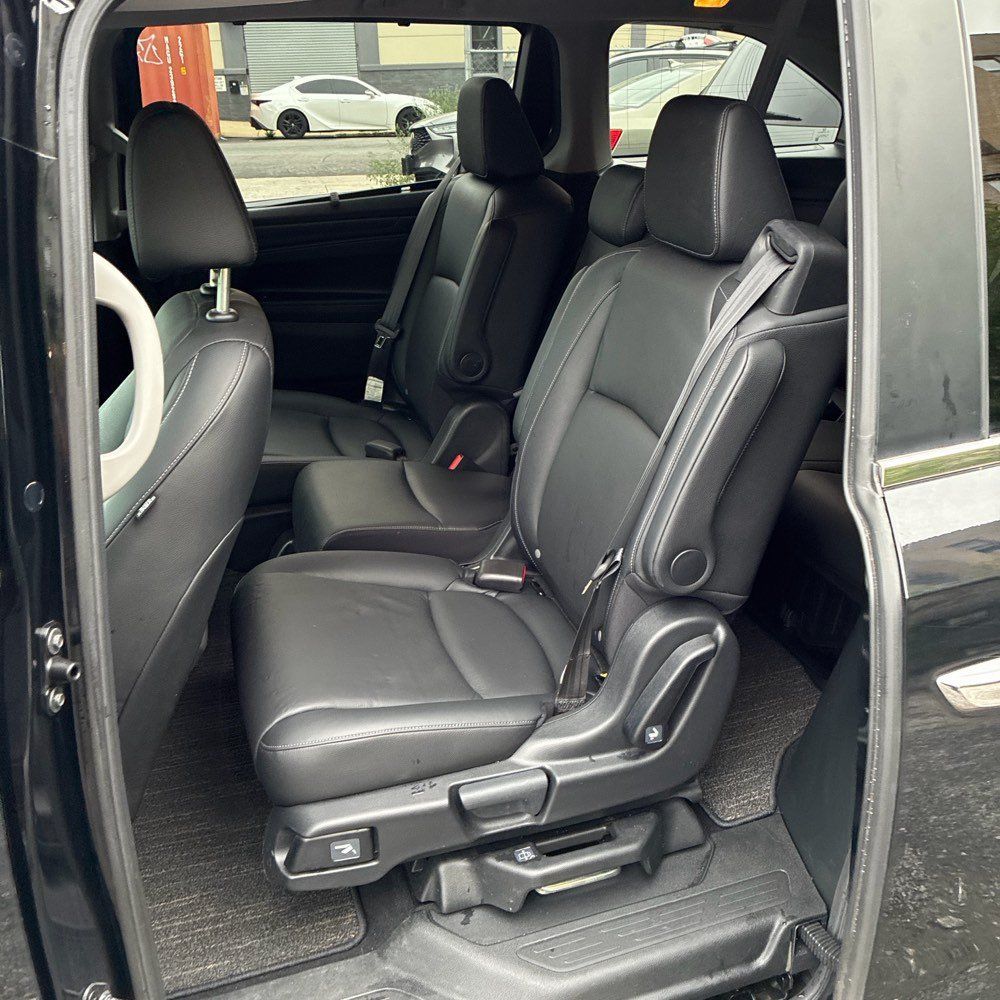 Used 2023 Honda Odyssey EX-L image 8