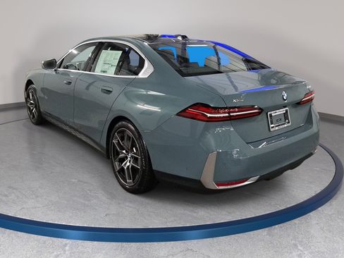 New 2027 BMW 530i xDrive AWD/4WD image 7