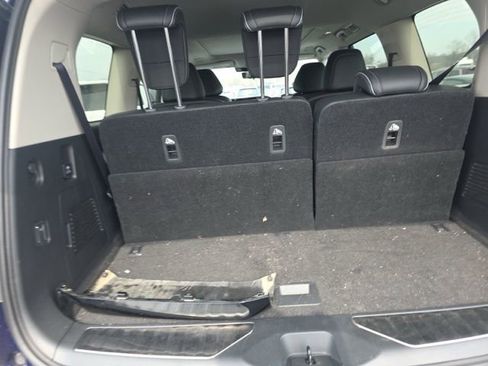 Used 2025 INFINITI QX80 Sensory image 18