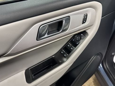 New 2026 Ford Explorer Active w/ Active Comfort Package AWD/4WD image 14
