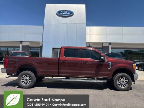 Used 2017 Ford F250 Lariat w/ Lariat Ultimate Package AWD/4WD image 4