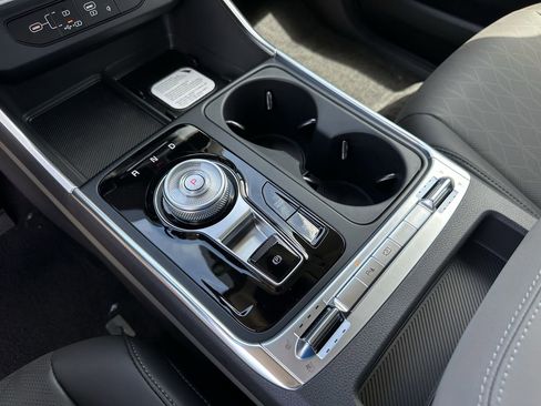 New 2026 Kia Carnival SX FWD image 23