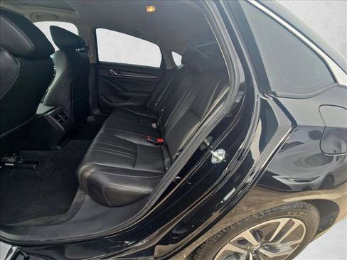 Used 2020 Honda Accord Touring image 18