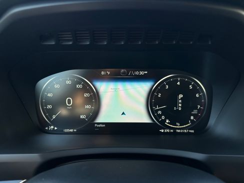 Used 2018 Volvo XC90 T5 Momentum w/ Convenience Package image 18