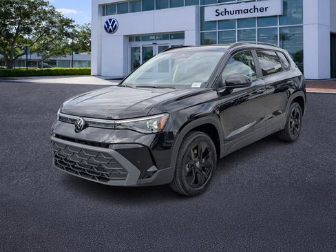 New 2026 Volkswagen Taos SE FWD image 3