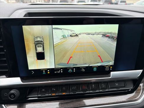 Used 2022 Chevrolet Silverado 1500 LTZ w/ LTZ Premium Package image 24