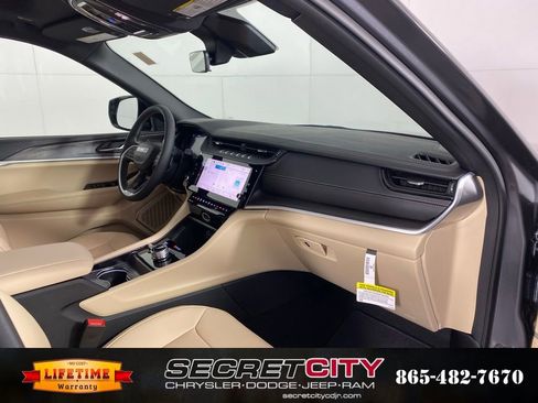 New 2026 Jeep Grand Cherokee L Limited AWD/4WD image 31