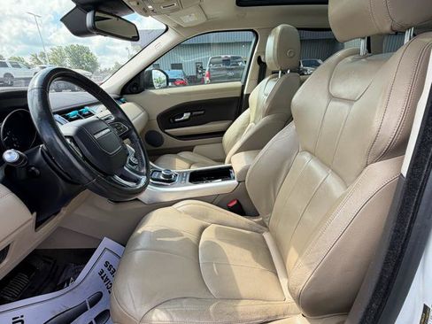 Used 2017 Land Rover Range Rover Evoque SE AWD/4WD image 17