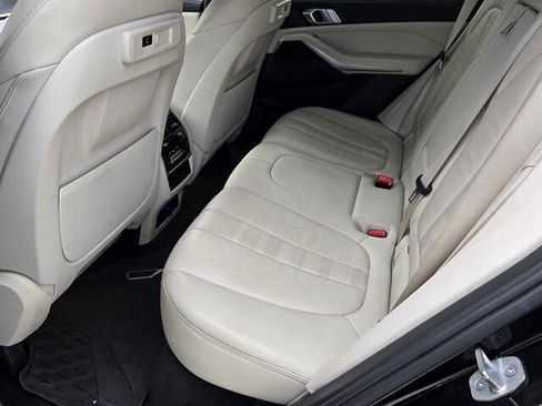Used 2020 BMW X5 sDrive40i w/ Convenience Package RWD image 9