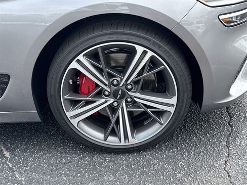 New 2025 Genesis G70 2.5T w/ Sport Prestige Package image 15