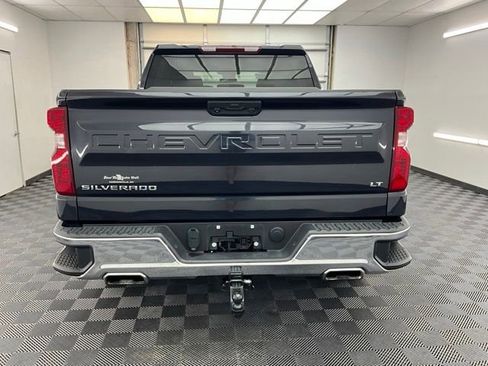 Used 2022 Chevrolet Silverado 1500 LT AWD/4WD image 21