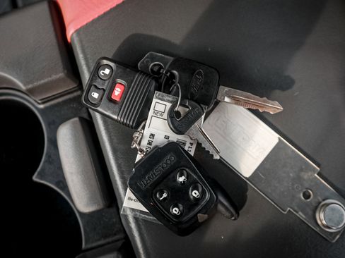 Used 2003 Ford F150 XL image 29