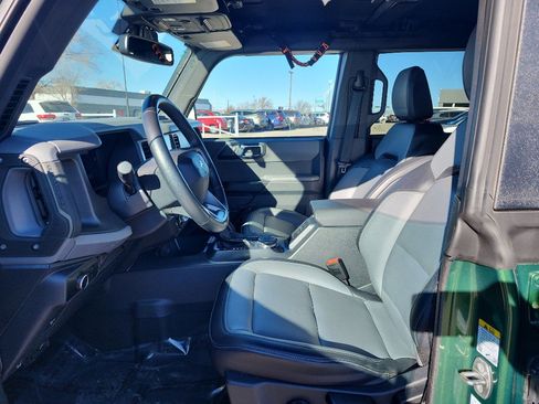 Used 2024 Ford Bronco Everglades image 13