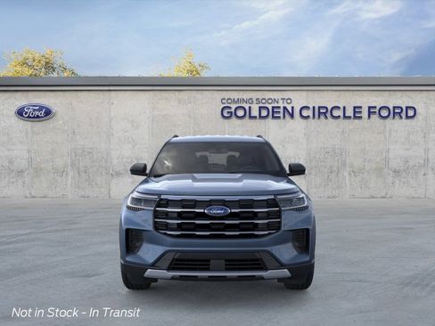 New 2026 Ford Explorer Active RWD image 3