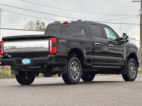 Certified 2025 Ford F350 Platinum w/ Platinum Plus Package AWD/4WD image 2