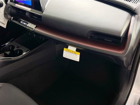 New 2026 Toyota Prius Plug-In Hybrid FWD image 35
