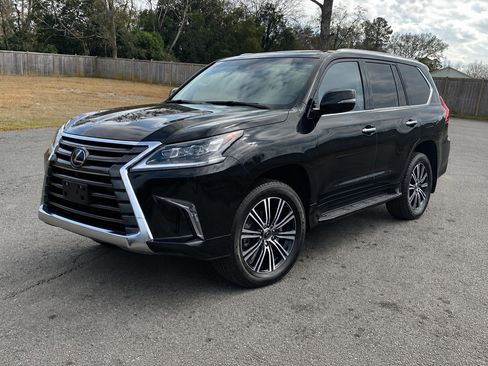 Used 2021 Lexus LX 570 4WD w/ Luxury Package image 1