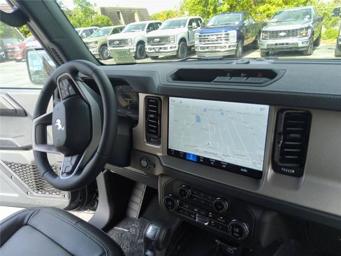 New 2026 Ford Bronco Outer Banks AWD/4WD image 29